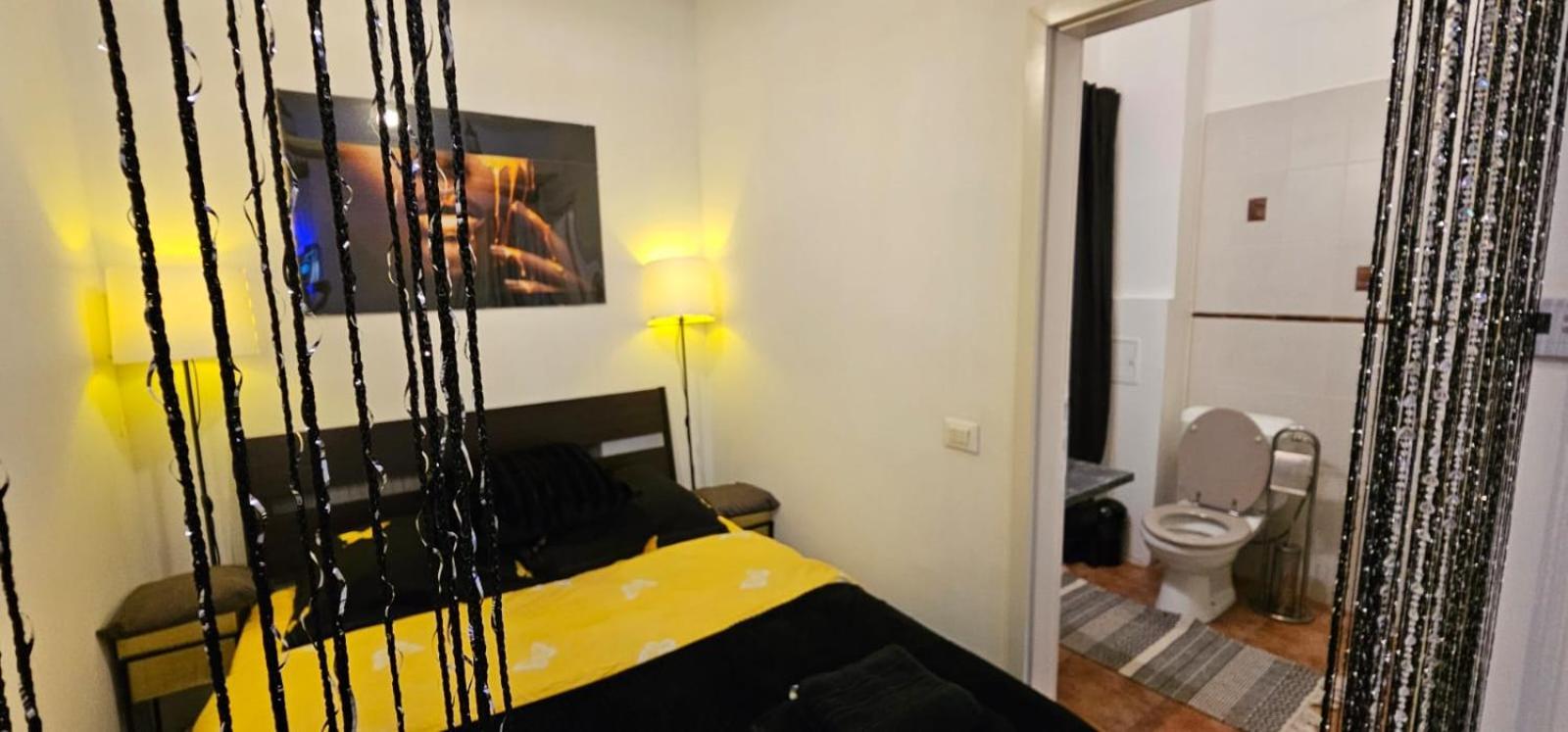 Tantra Studio 1 Conta Universitate Bucharest Exterior photo
